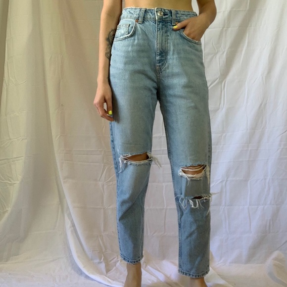 Zara Pants - ZARA HIGH WAISTED RIPPED STRAIGHT JEANS